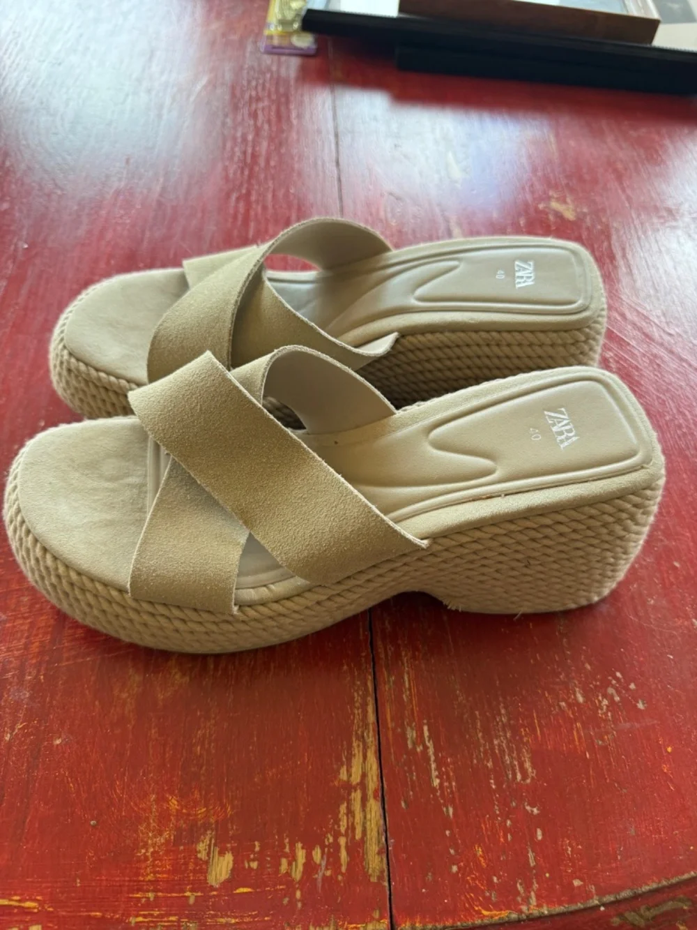 Zara wedges 40